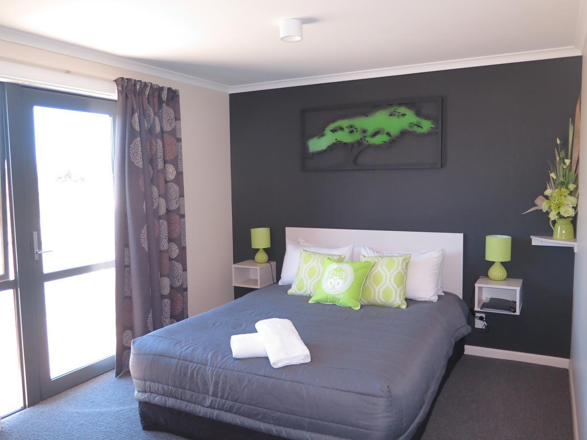 Wheels And Reels Accommodation Mossburn Exterior foto